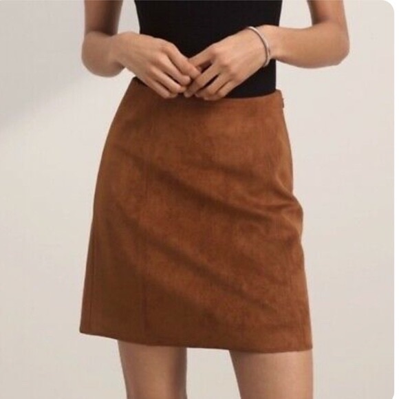 Aritzia Babaton Modern Mini Skirt - Brown Suede US 0 - Picture 4 of 6